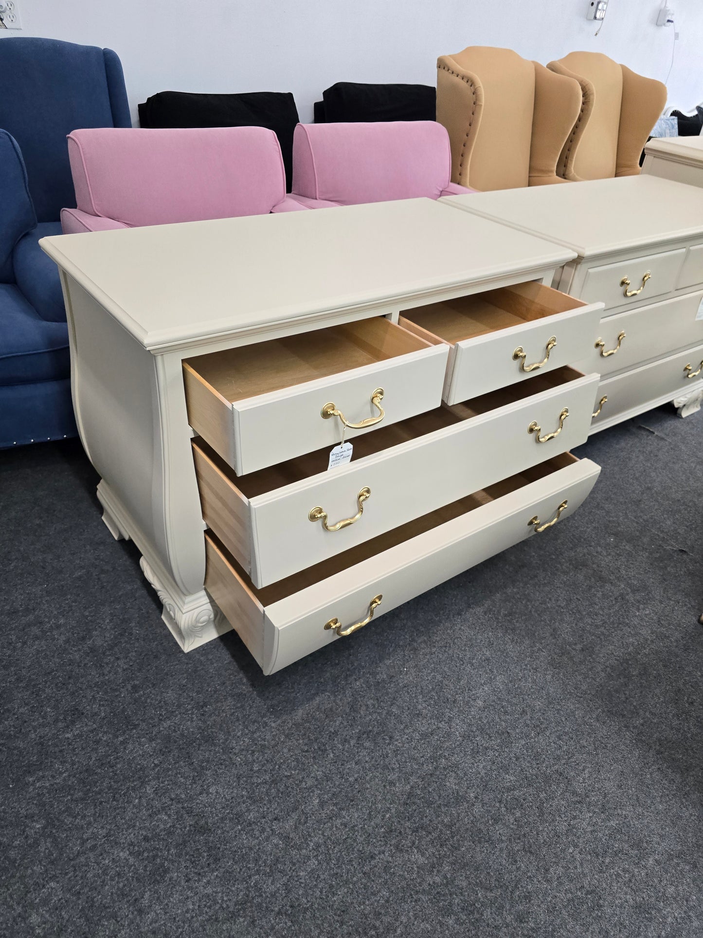 Pennsylvania House beige medium dresser