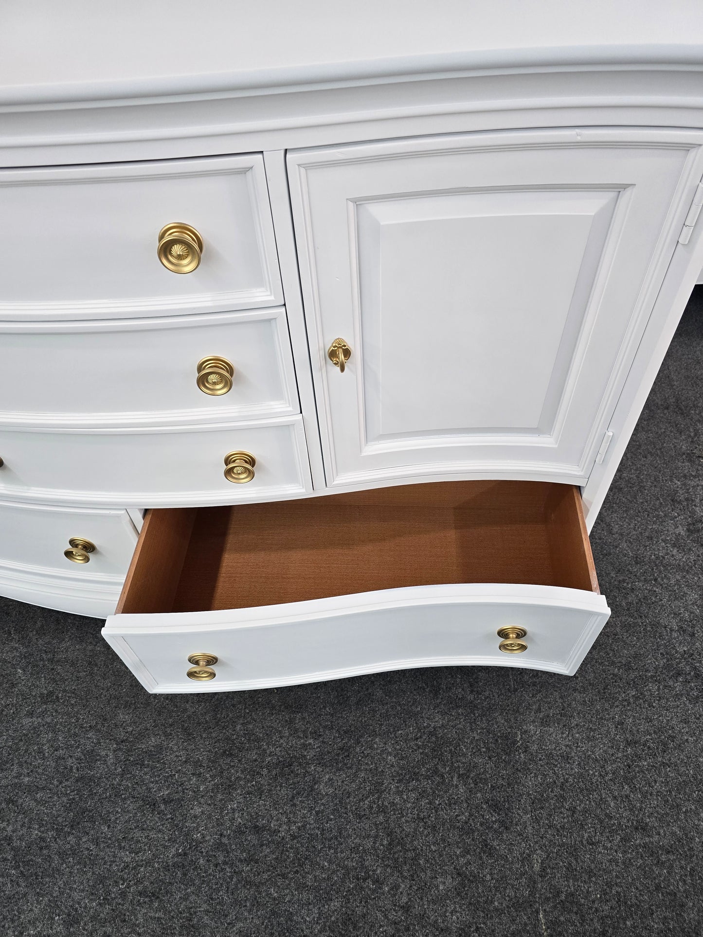 Havertys solid wood white dresser