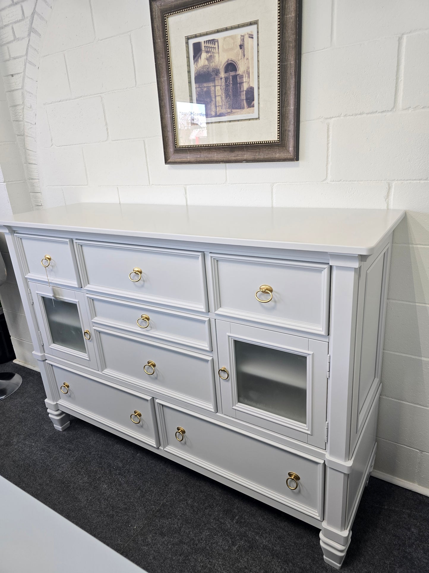 Icy lacquered 7 drawers 2 doors dresser