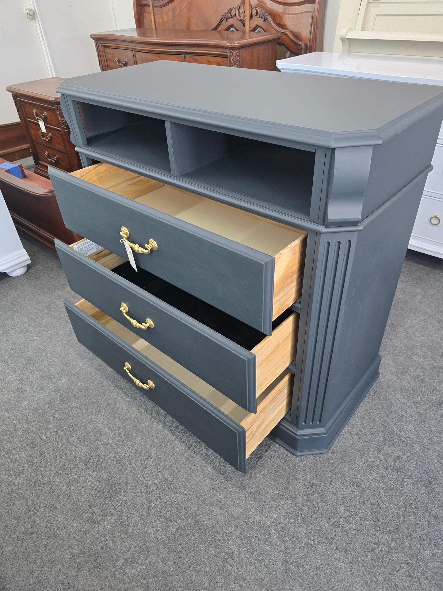 Inkwell 3 drawers dresser/stand
