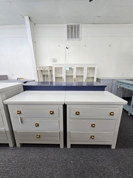 Rustic gray pair of nightstands