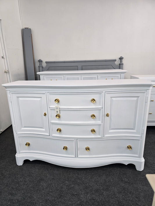 Havertys solid wood white dresser