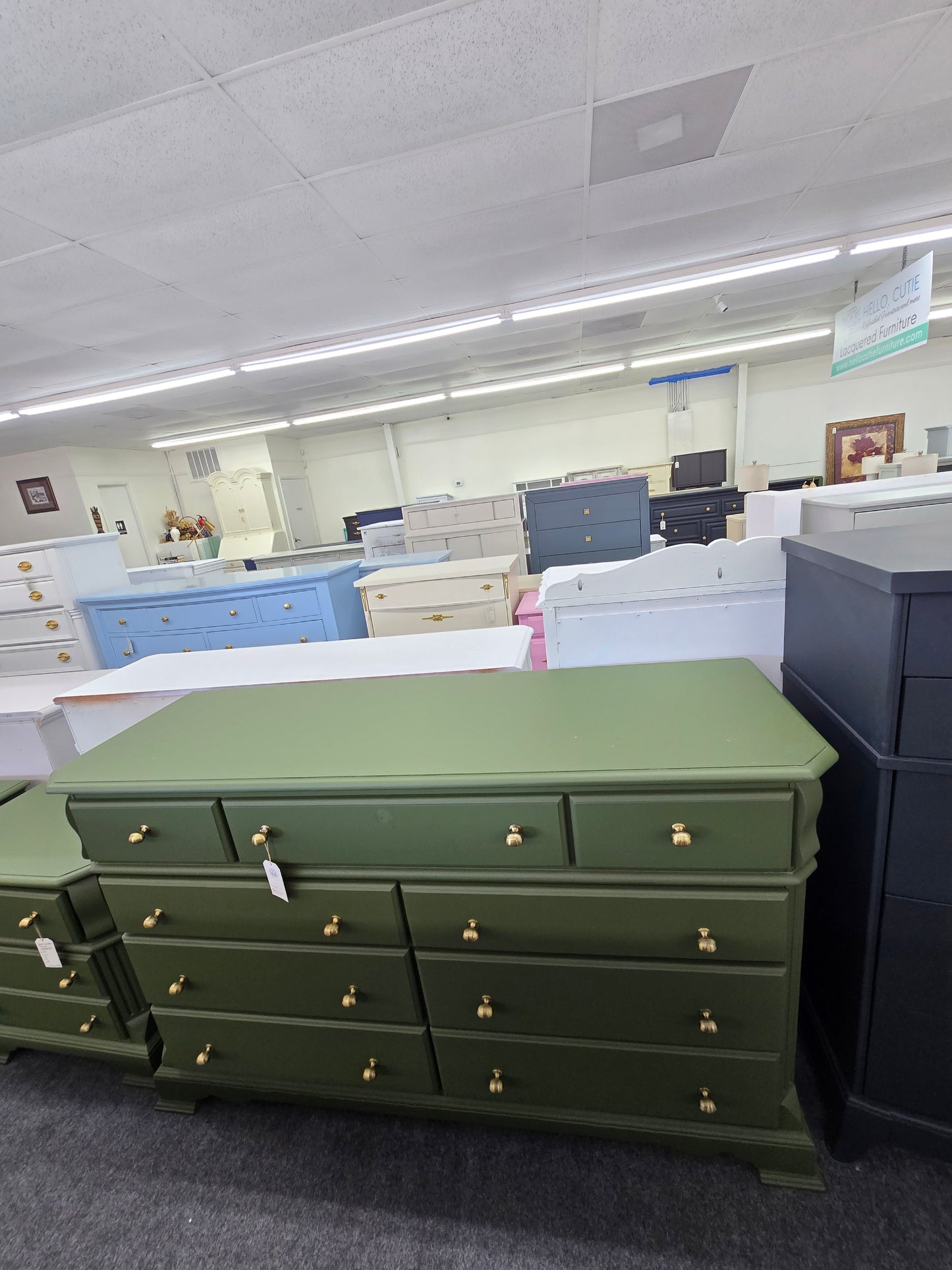 Secret Garden 9 drawers green dresser