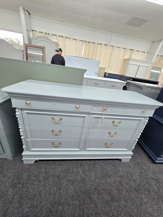 Lexington light blue 8 drawers dresser