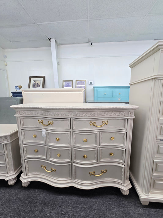 Disney cream princess dresser