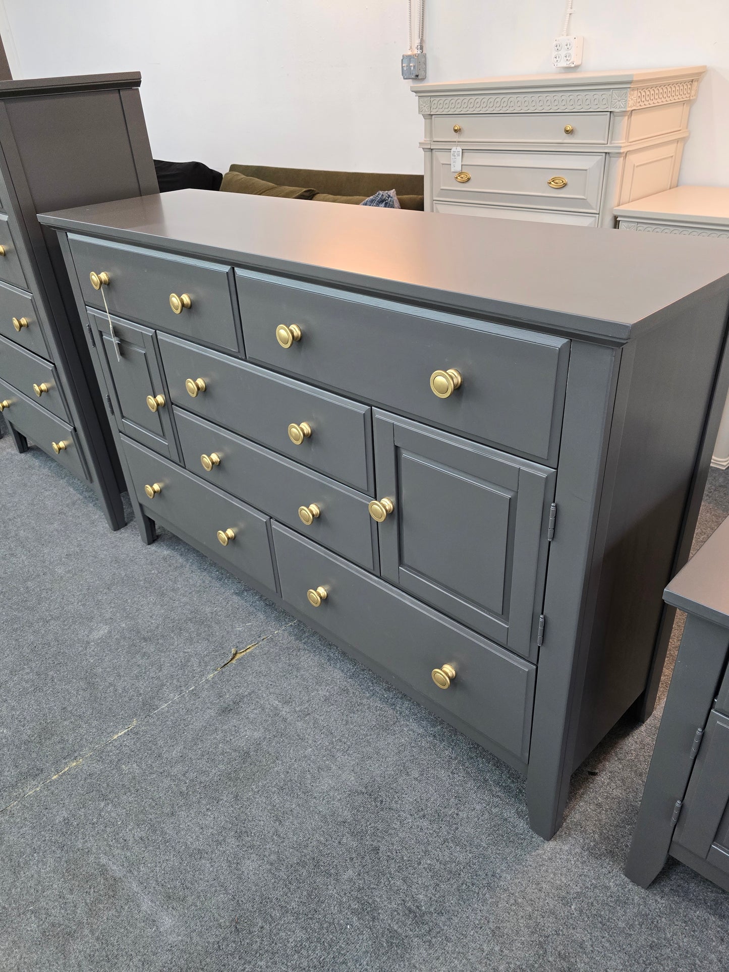 Graphite 6 drawers 2 doors big dresser