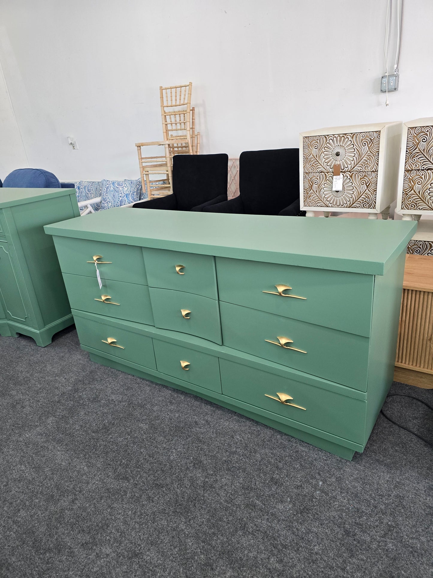 MCM green 9 drawers dresser