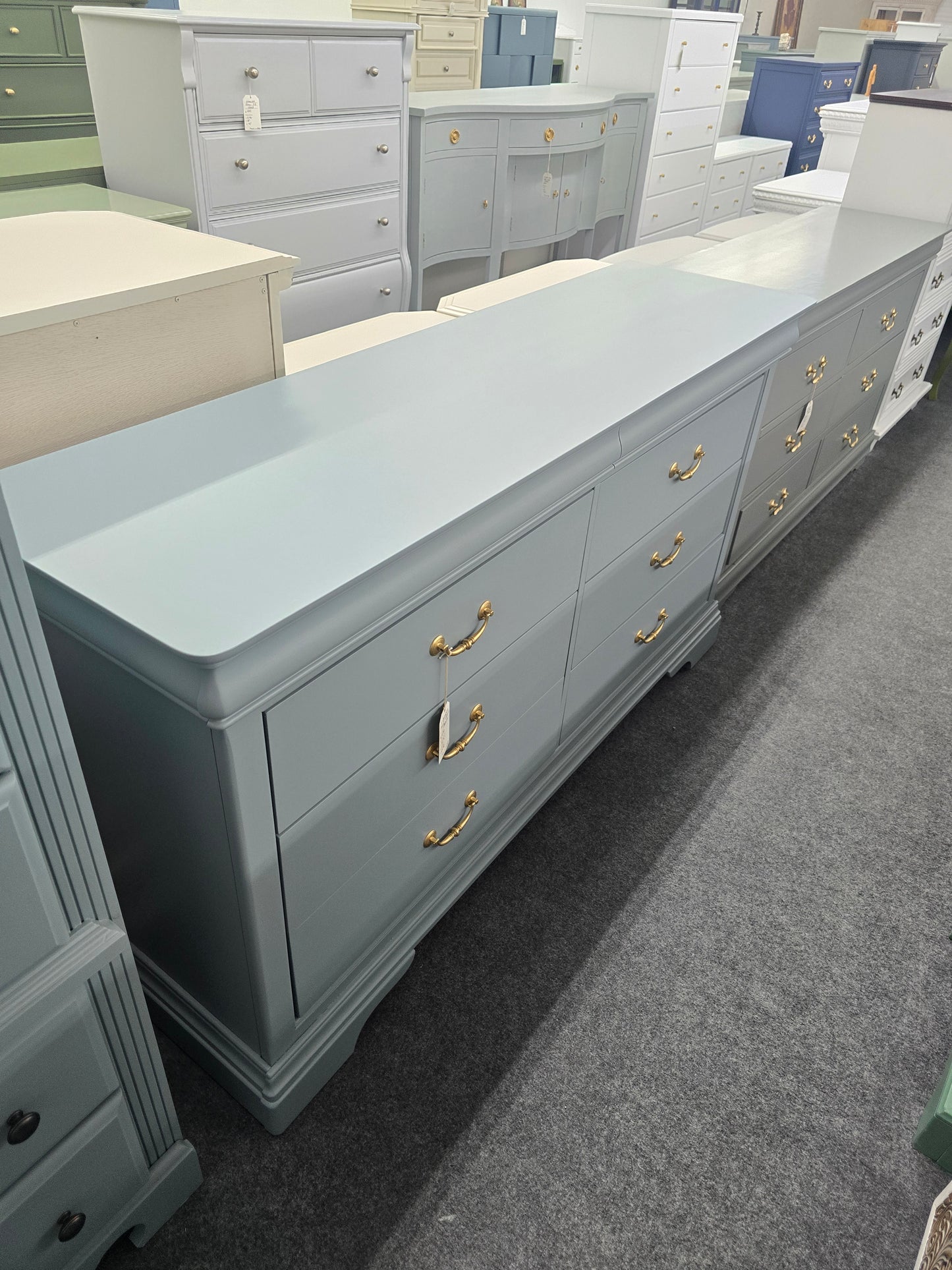 Rivers Edge teal 8 drawers dresser