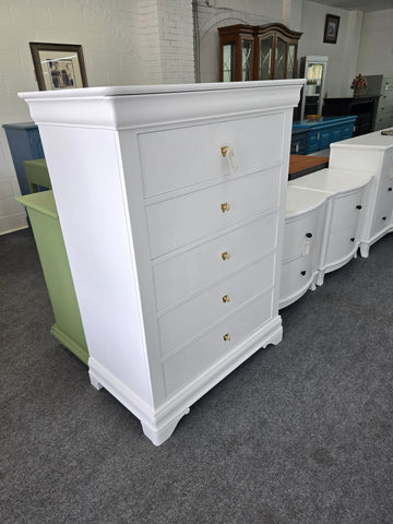 Solid wood Durham white chest