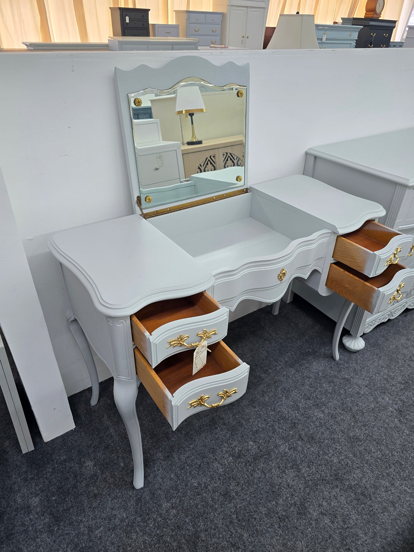 Solid wood french provincial blue Lacquered vanity