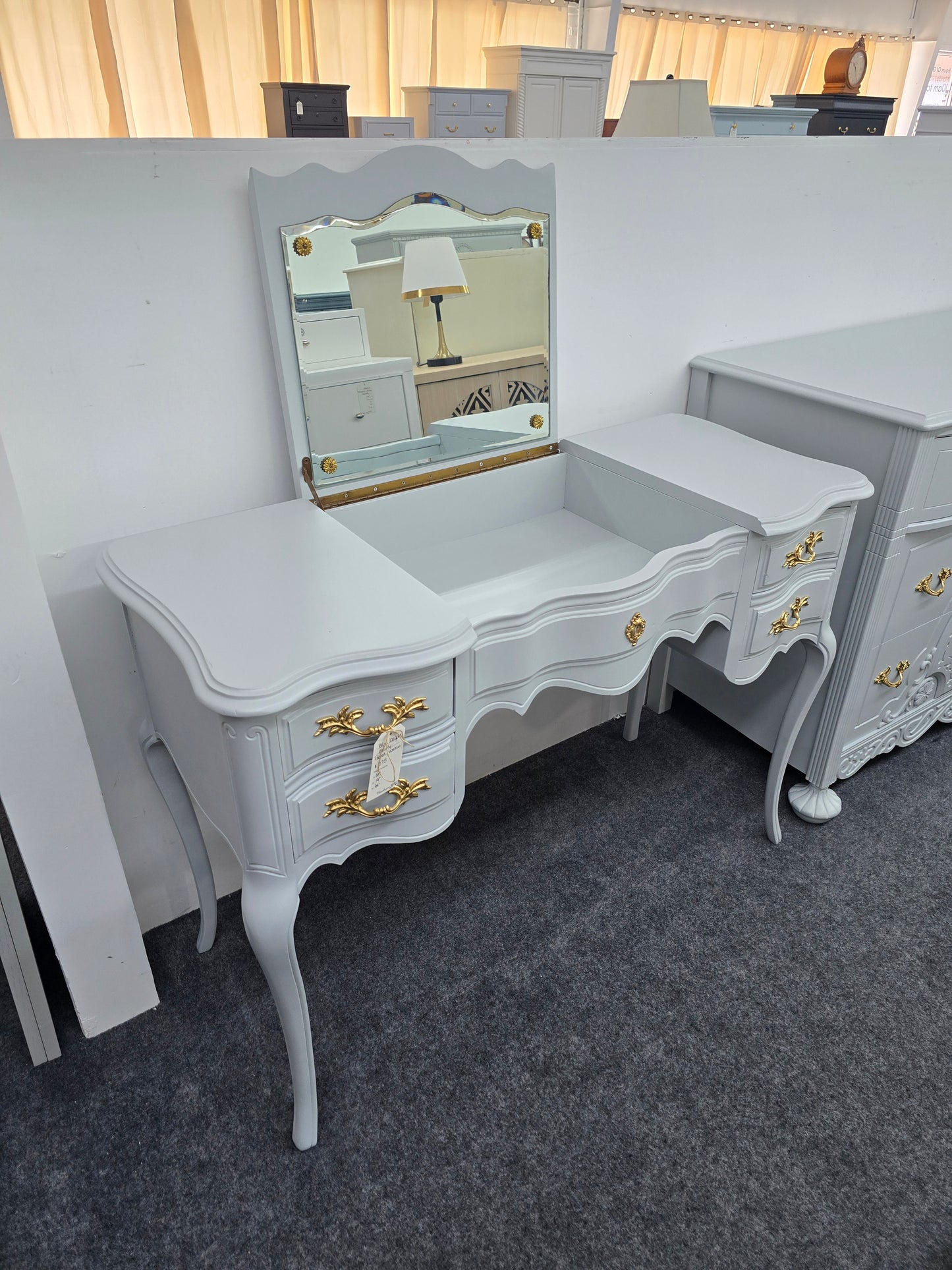 Solid wood french provincial blue Lacquered vanity