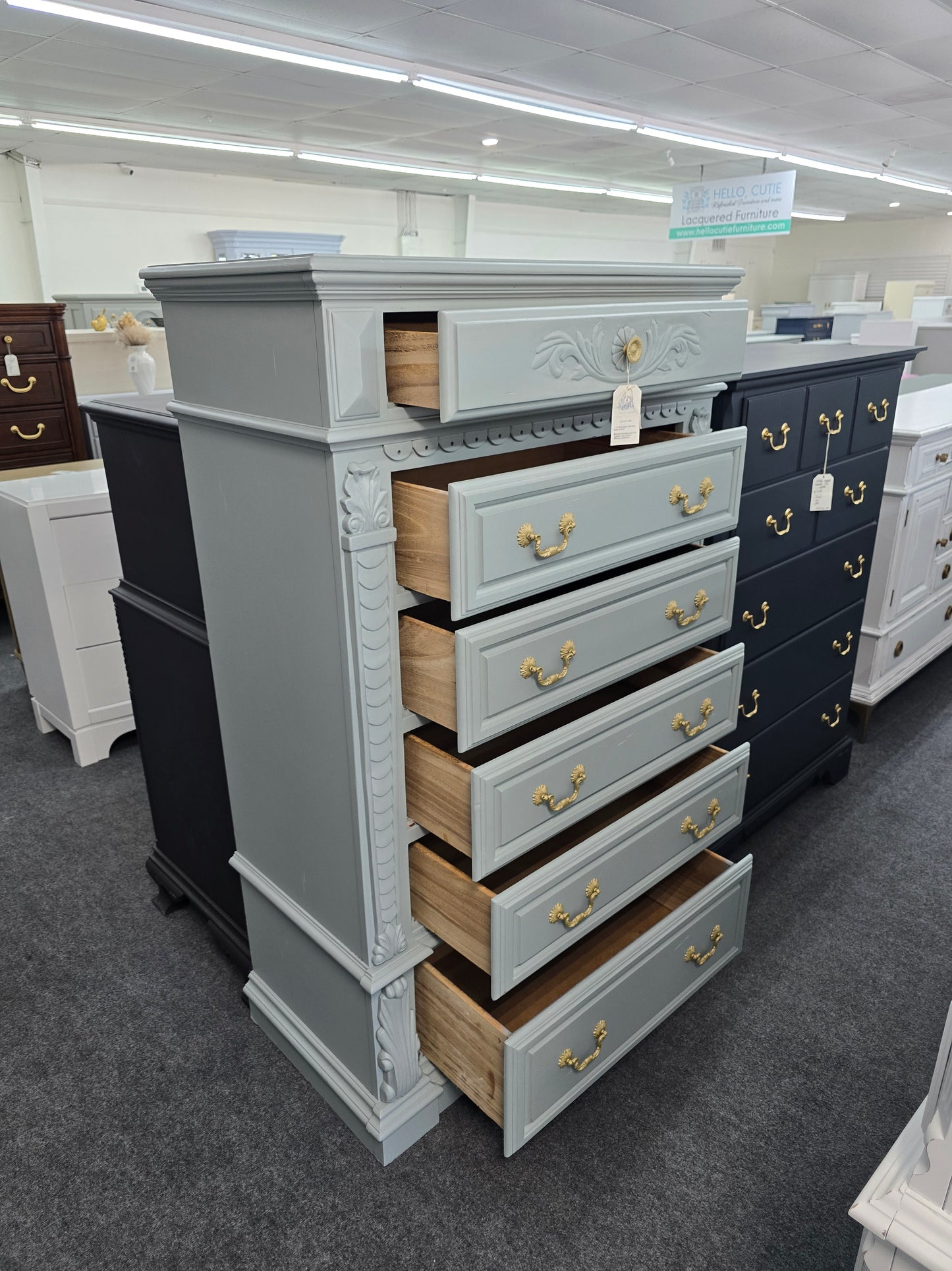 6 drawers pale green chest