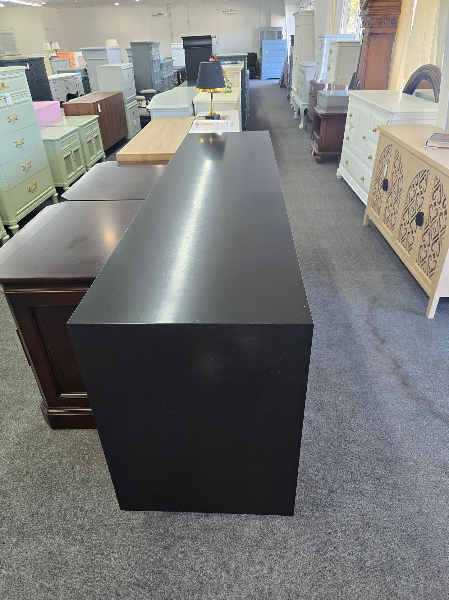 New HC sideboard lacquered black