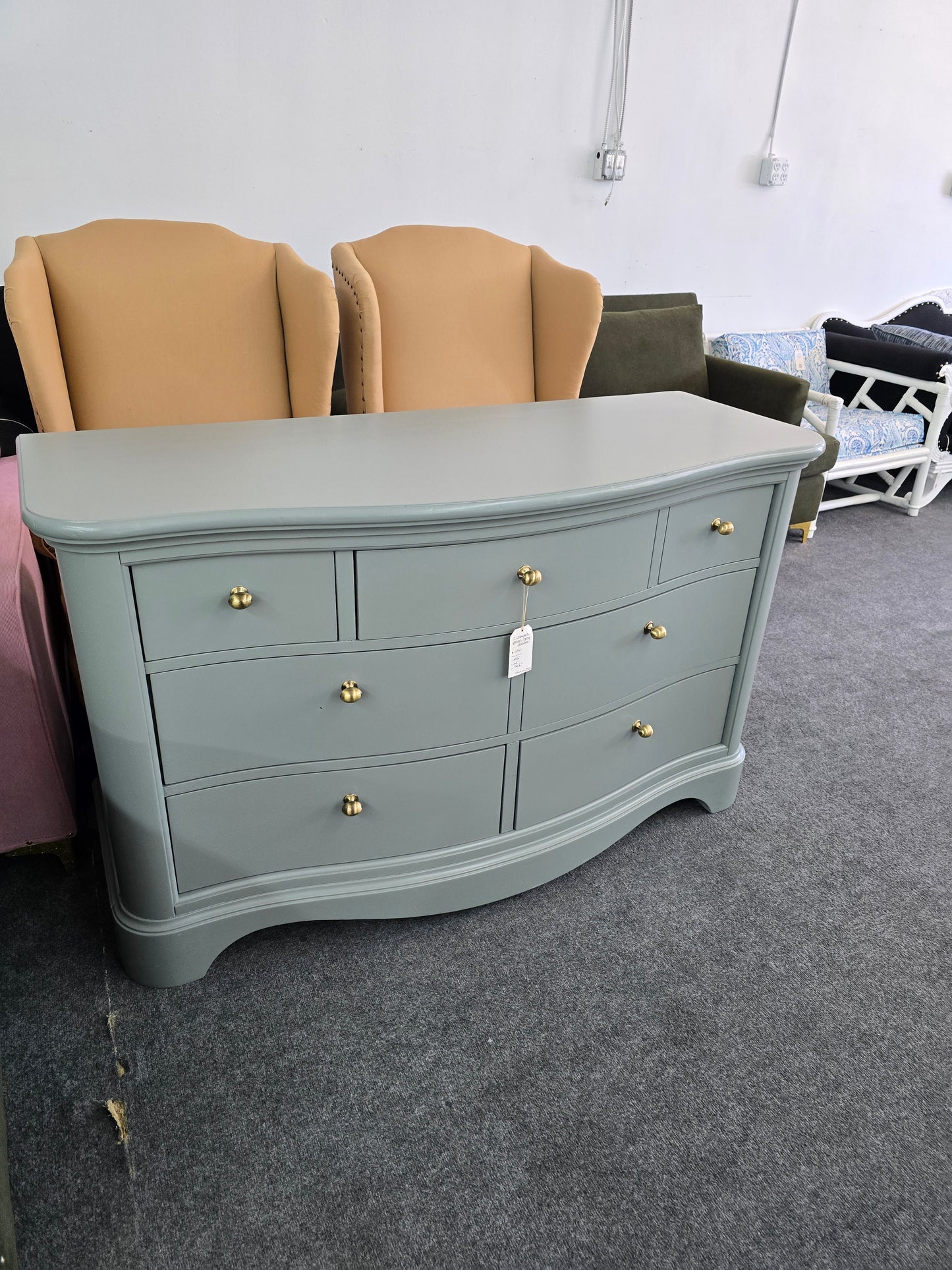 7 drawers green gray dresser