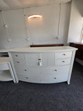 Alabaster 8 drawers 2 doors dresser