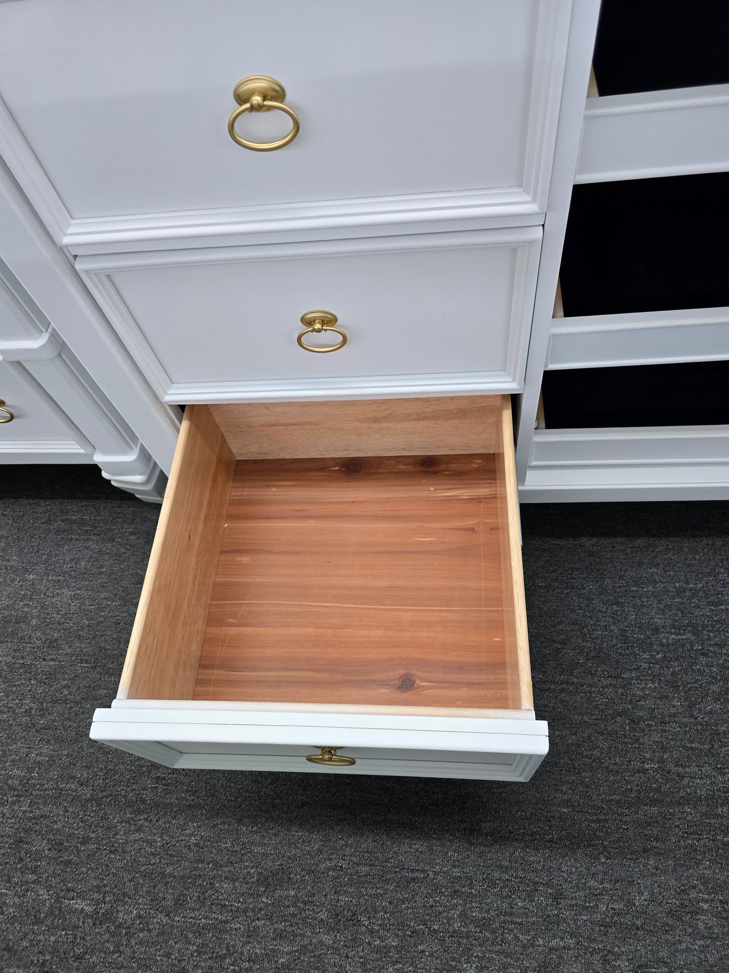 White lacquered Ashley chest/armoire