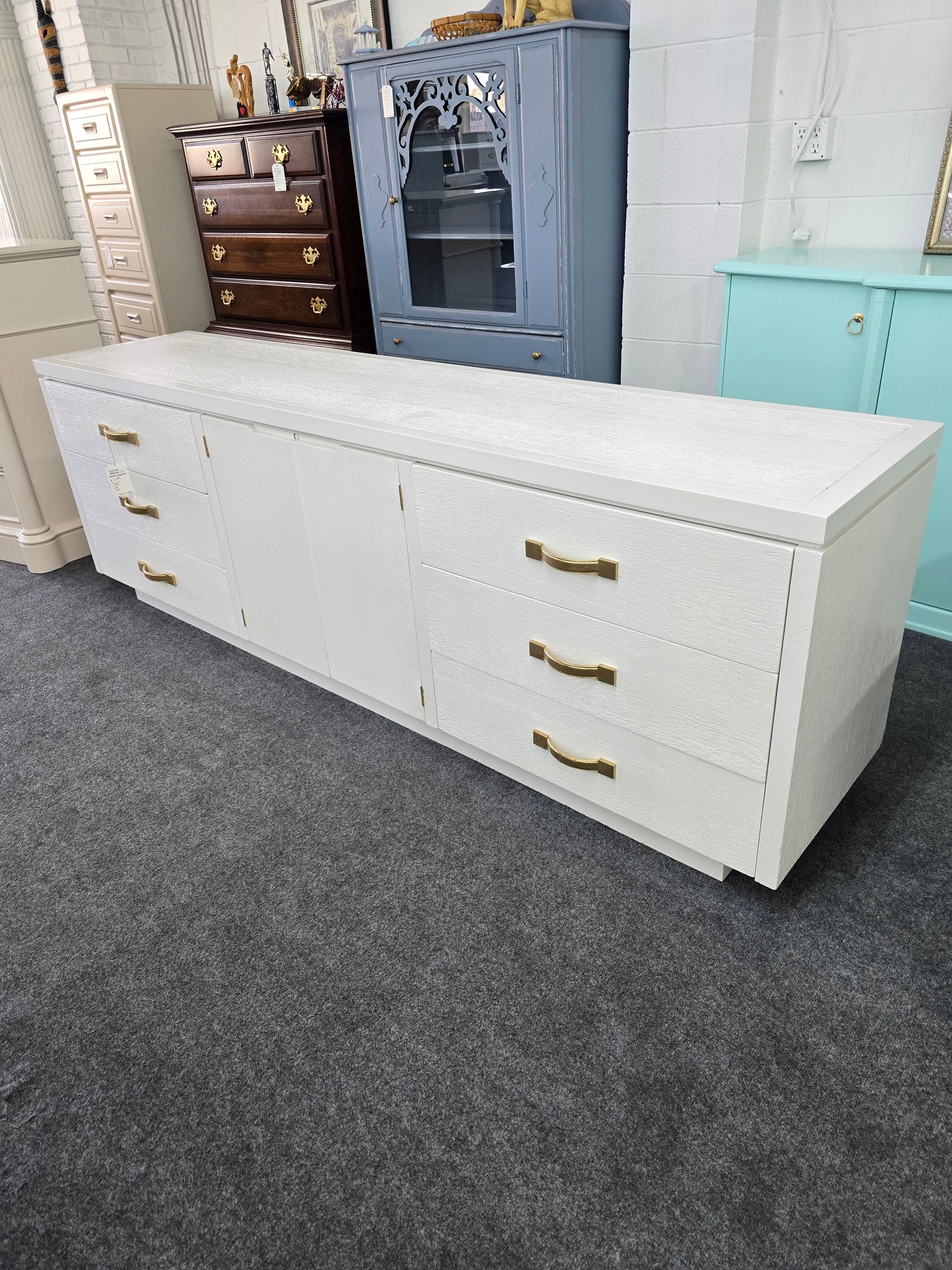 Hickory alabaster lacquered sideboard