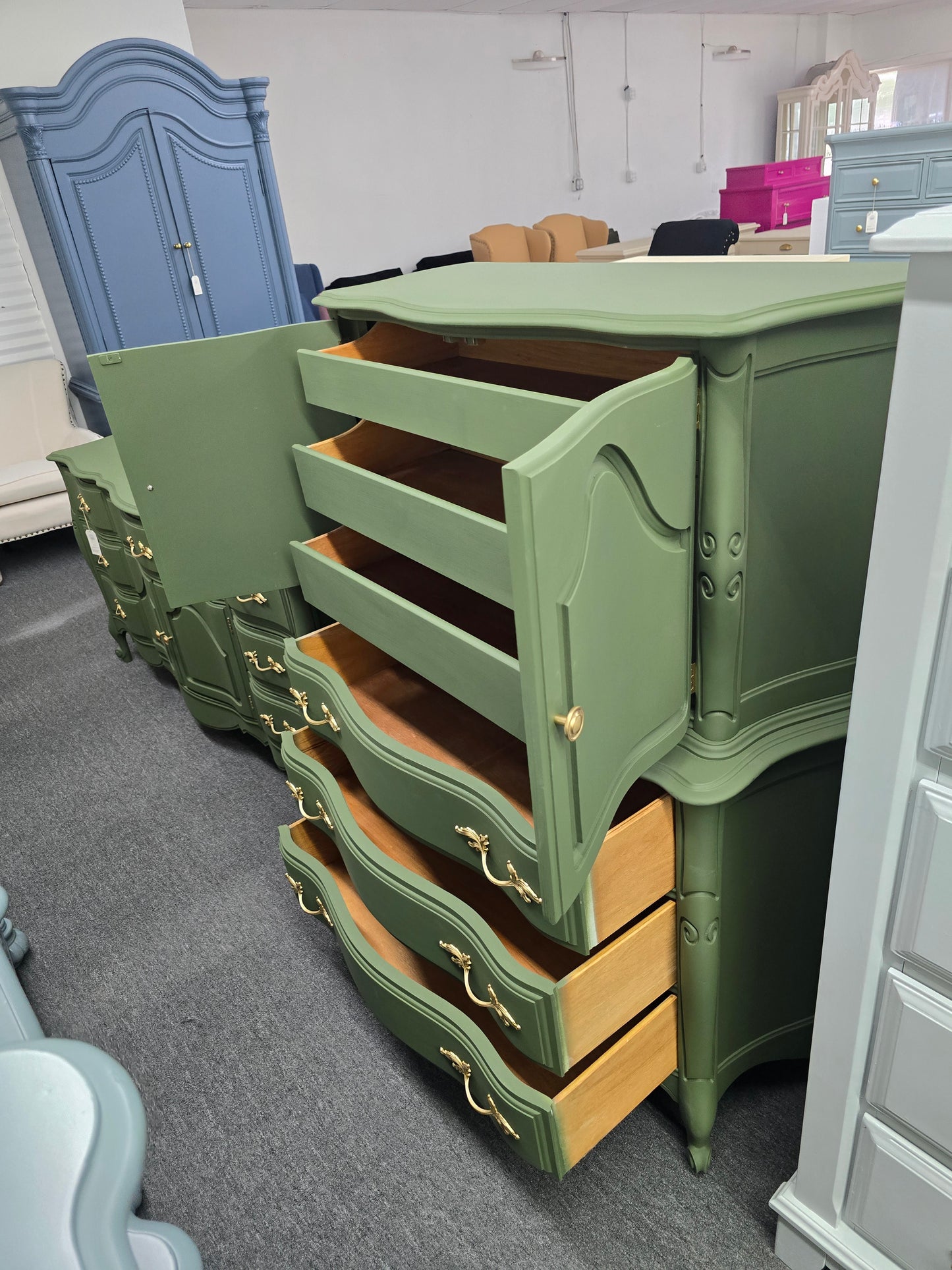 Secret garden green french provincial chest of drawers
