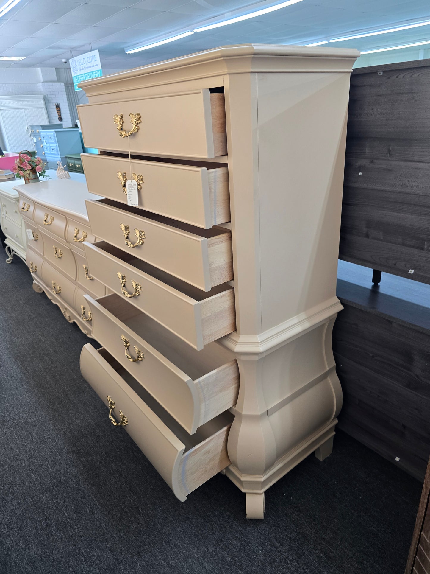 Bombay beige tall chest