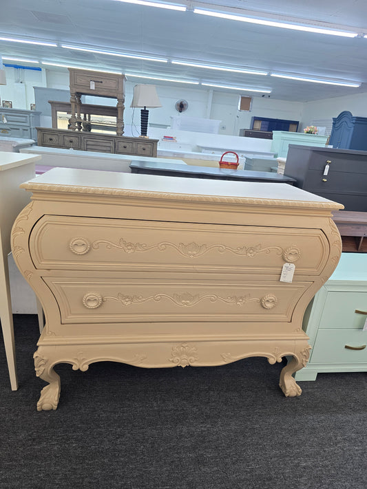 Beige bombay 2 drawers dresser