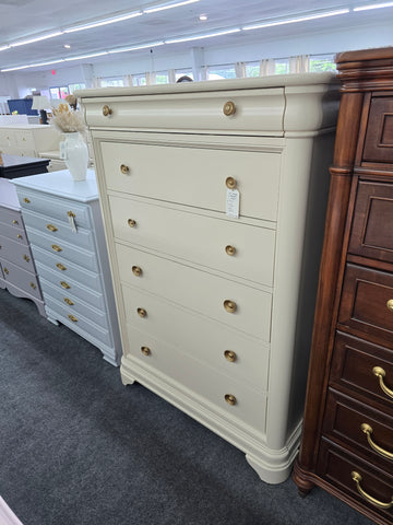 Tall beige 6 drawers chest