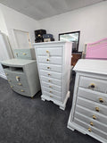 Solid wood white Lacquered chest