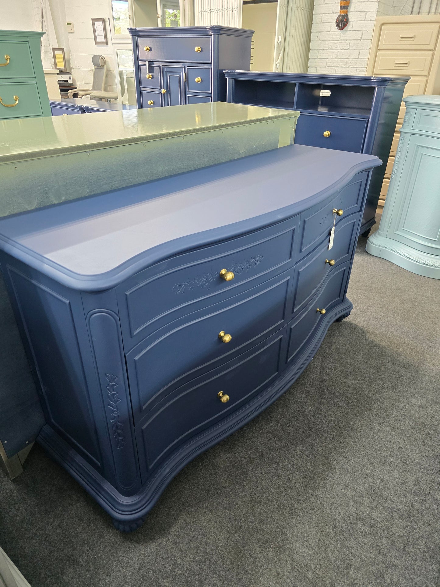 Super cute 6 drawers navy blu3 dresser