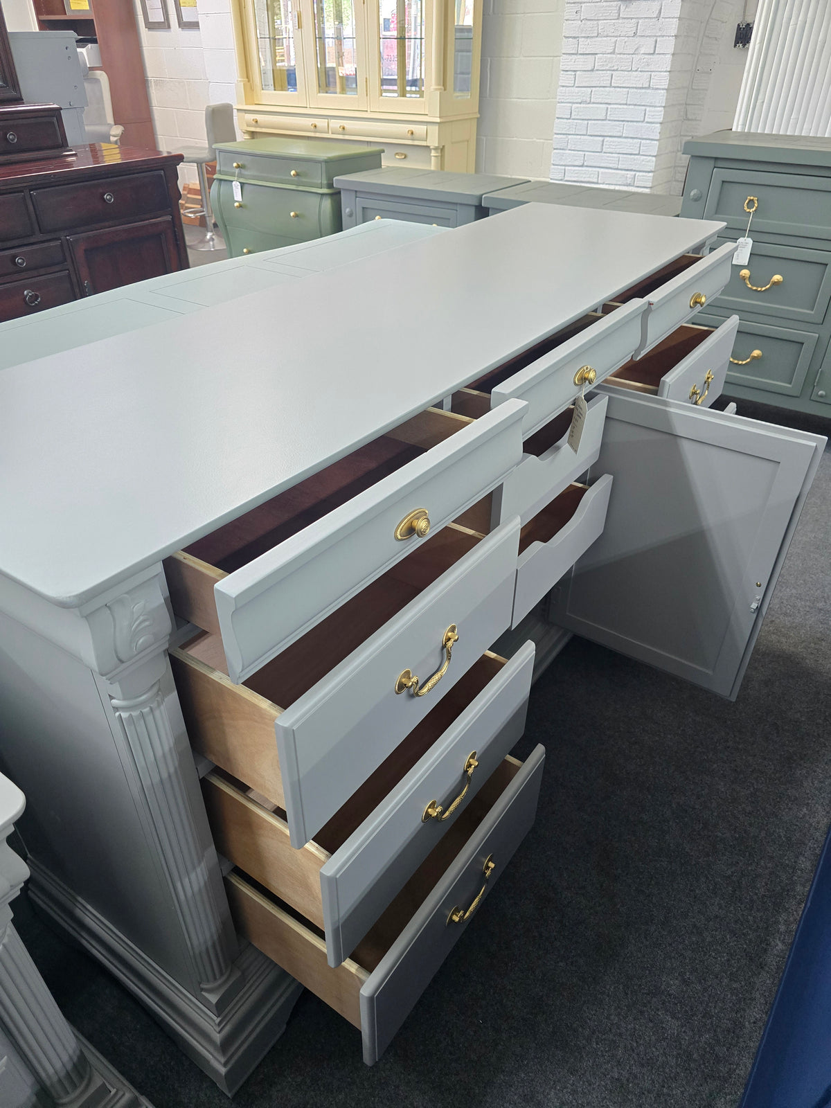 Solid wood 11 drawers gray dresser