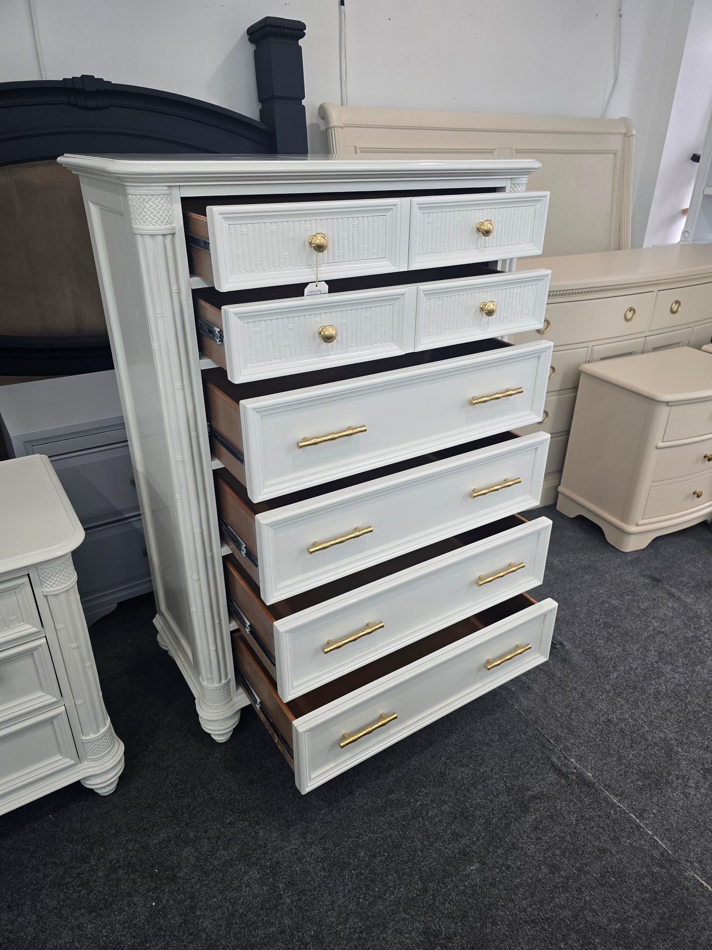 Havertys alabaster lacquered bamboo chest