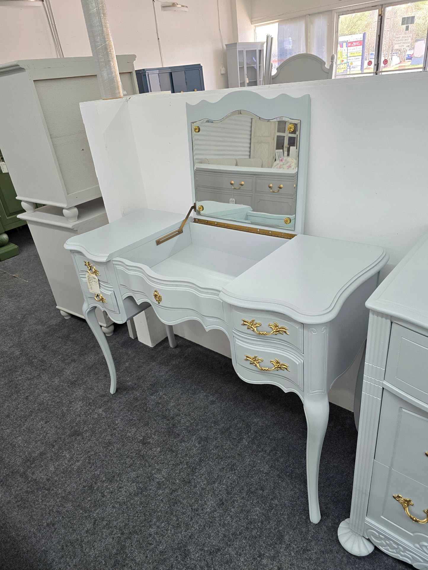Solid wood french provincial blue Lacquered vanity