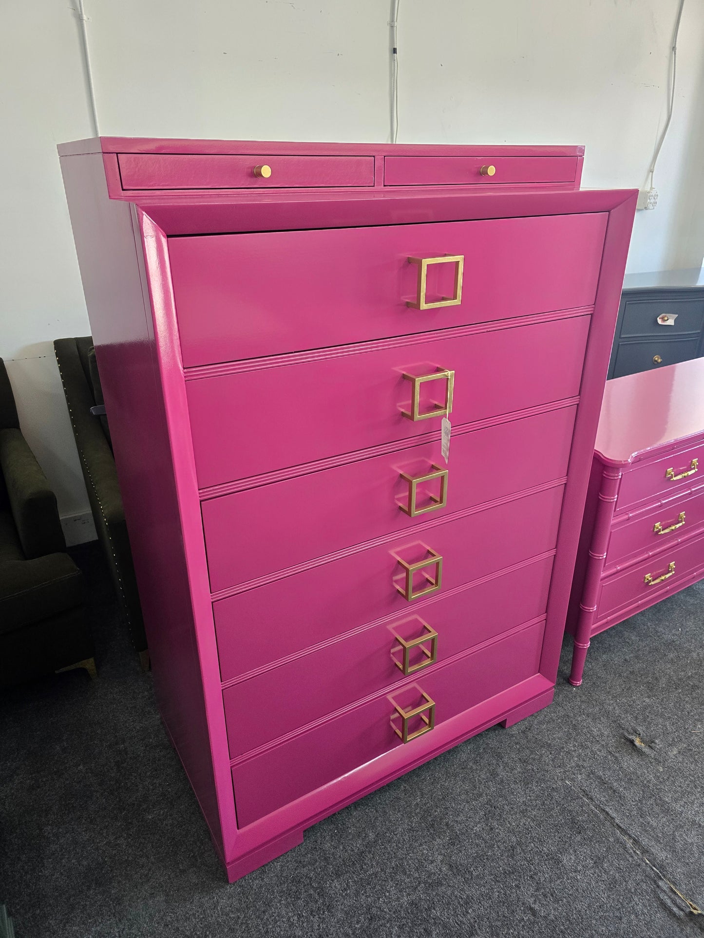 Hot pink gorgeous Michael Weiss tall chest