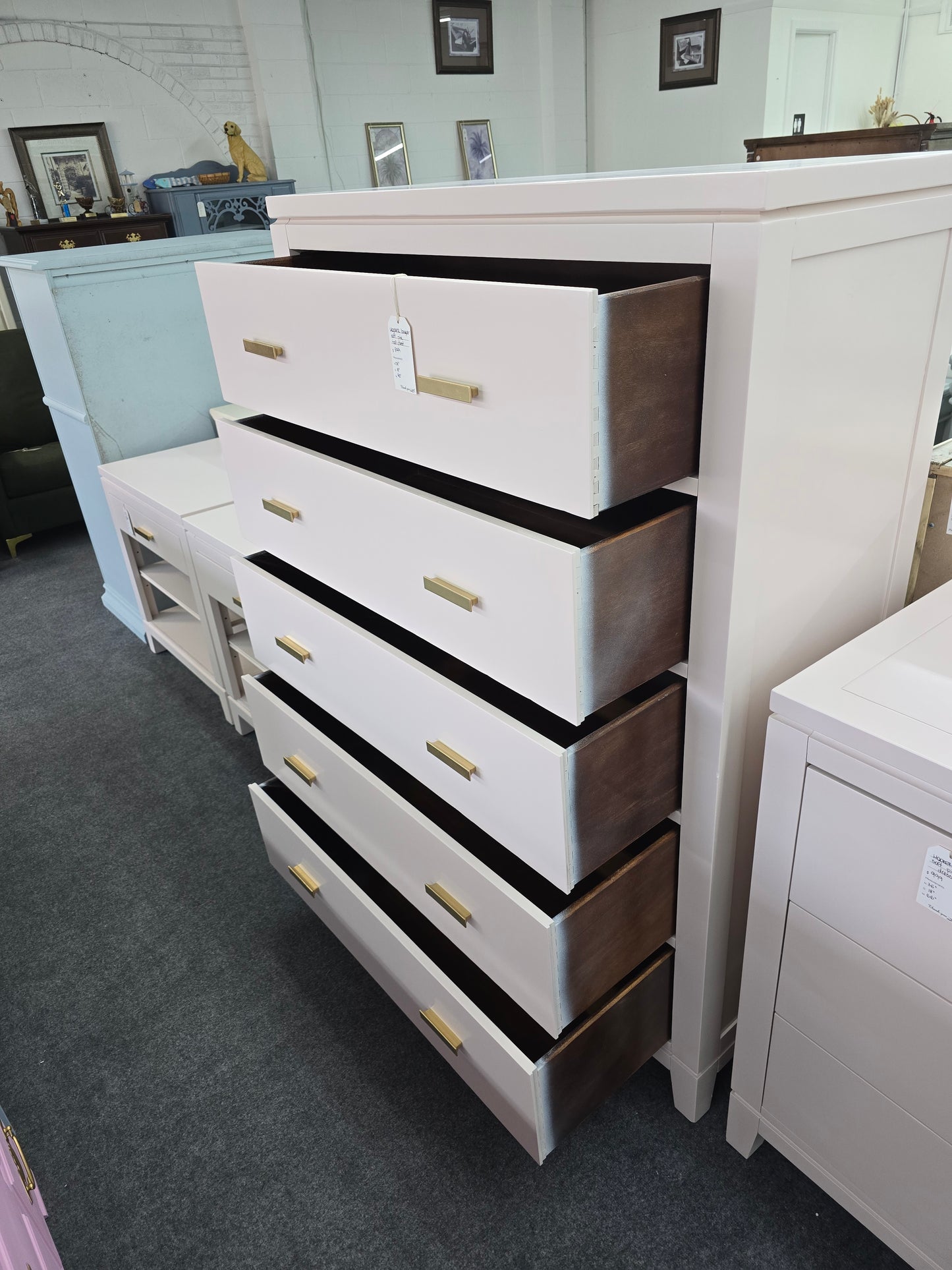 Hooker soft pink tall chest