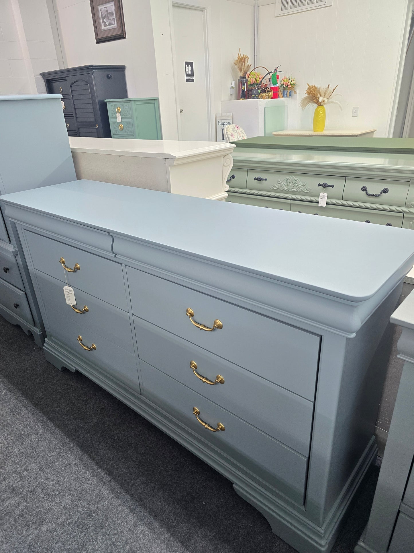 Rivers Edge teal 8 drawers dresser