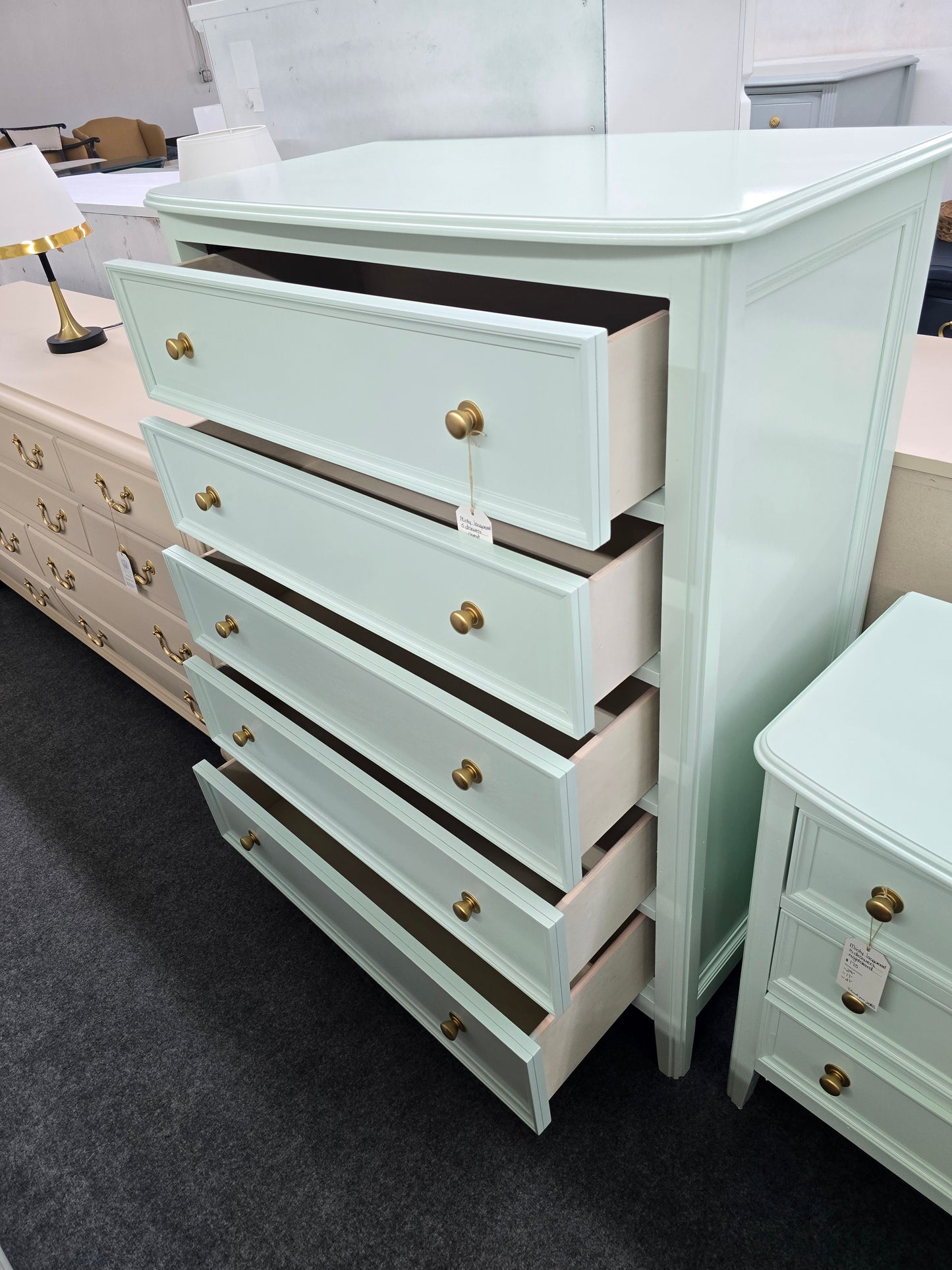 Minty green super cute chest of drawers