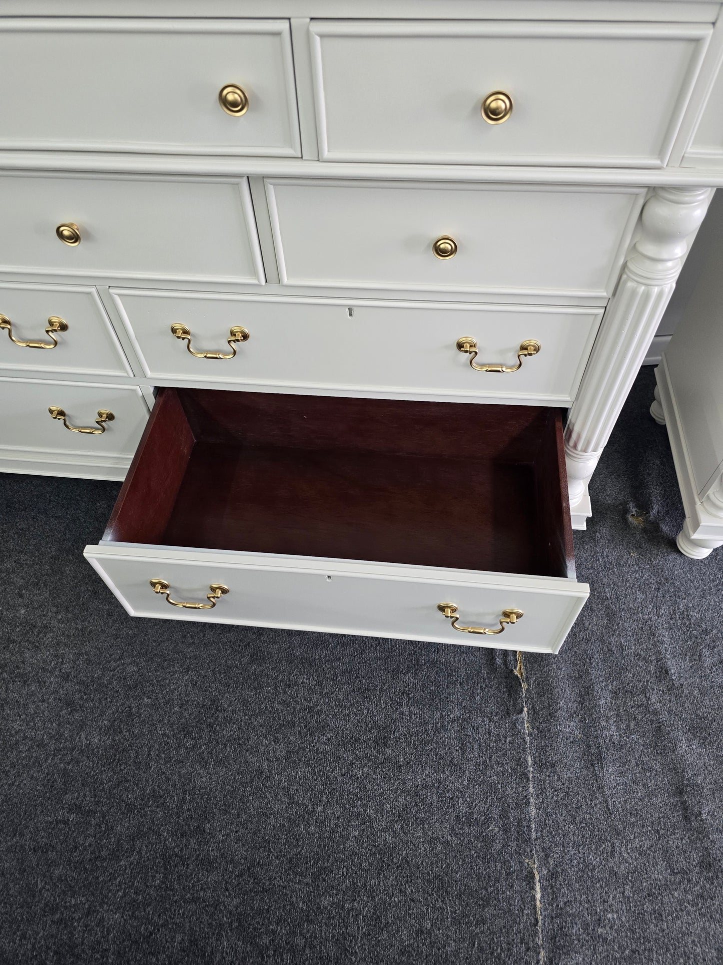 Pawama Jack solid wood cream lacquered dresser