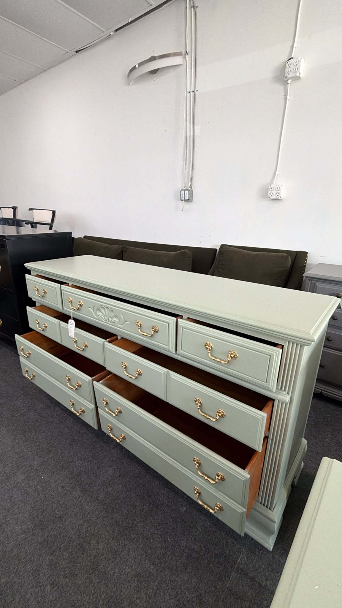 Green vintage 7 drawers dresser