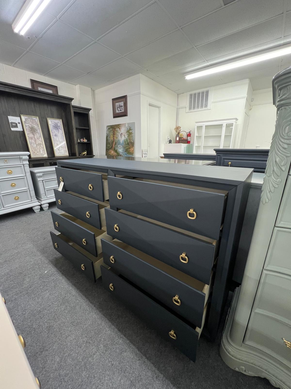 Inkwell 6 drawers modern dresser