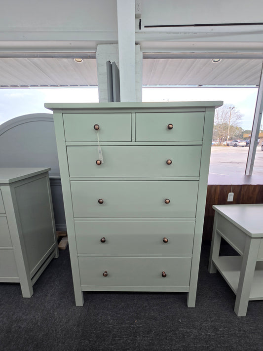 Green lacquered tall chest