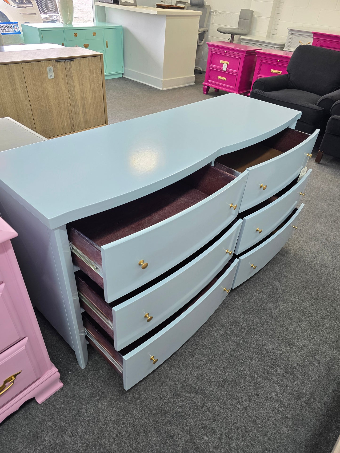 Blue lacquer 6 drawers dresser