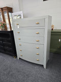 Colezione Europa gray chest