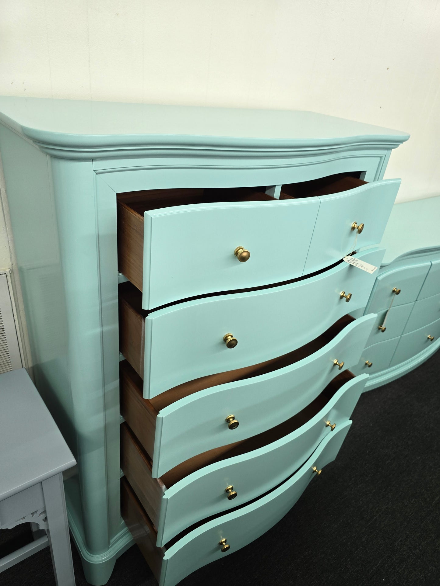 Solid wood blue Lacquered curved chest