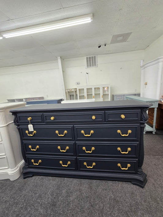 9 drawers inkwell dresser