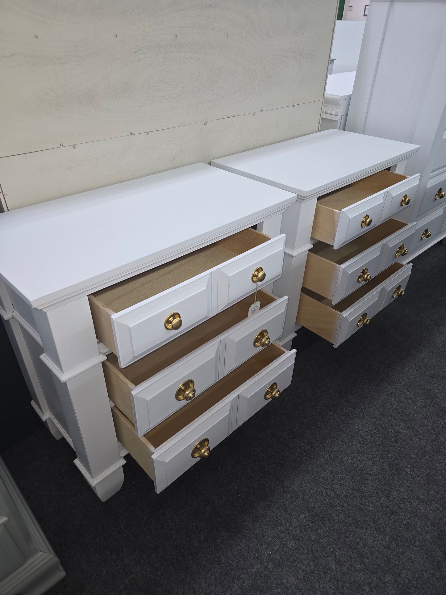 Solid wood white pair of nightstands