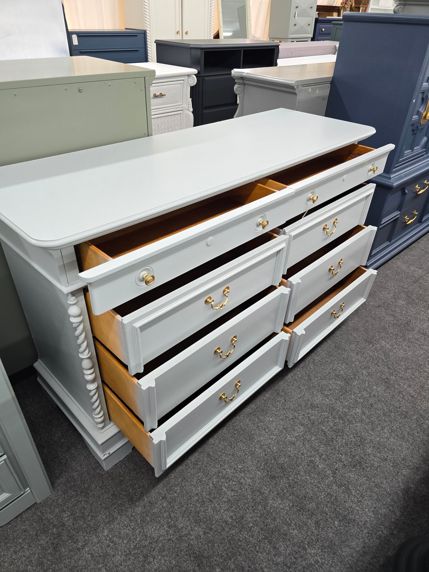 Lexington light blue 8 drawers dresser