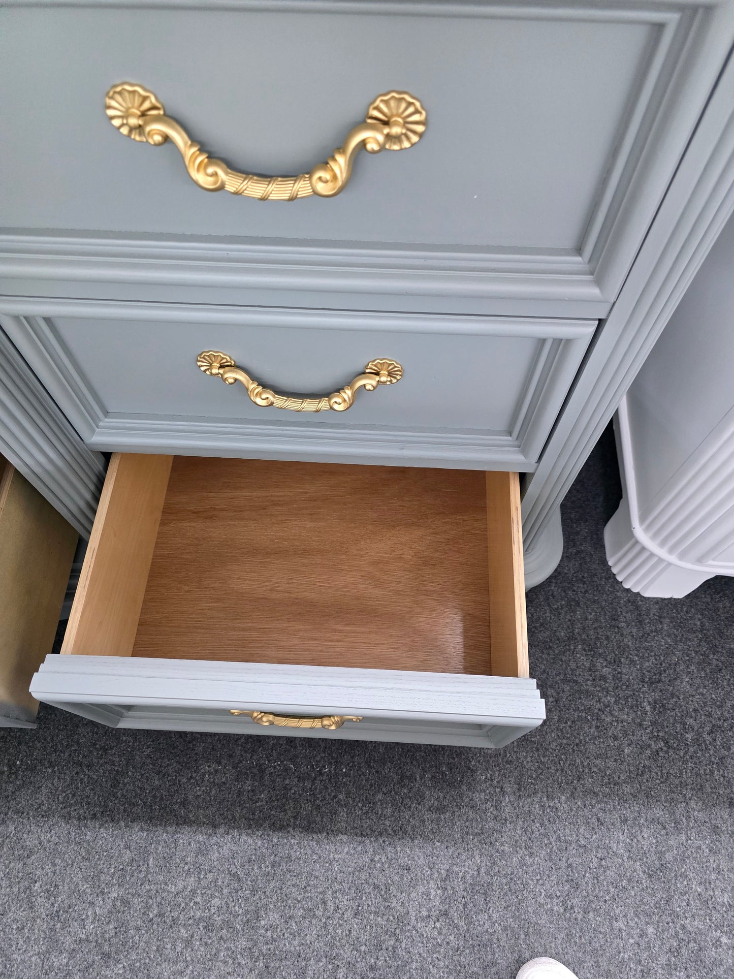 Stanley green gray 9 drawers dresser