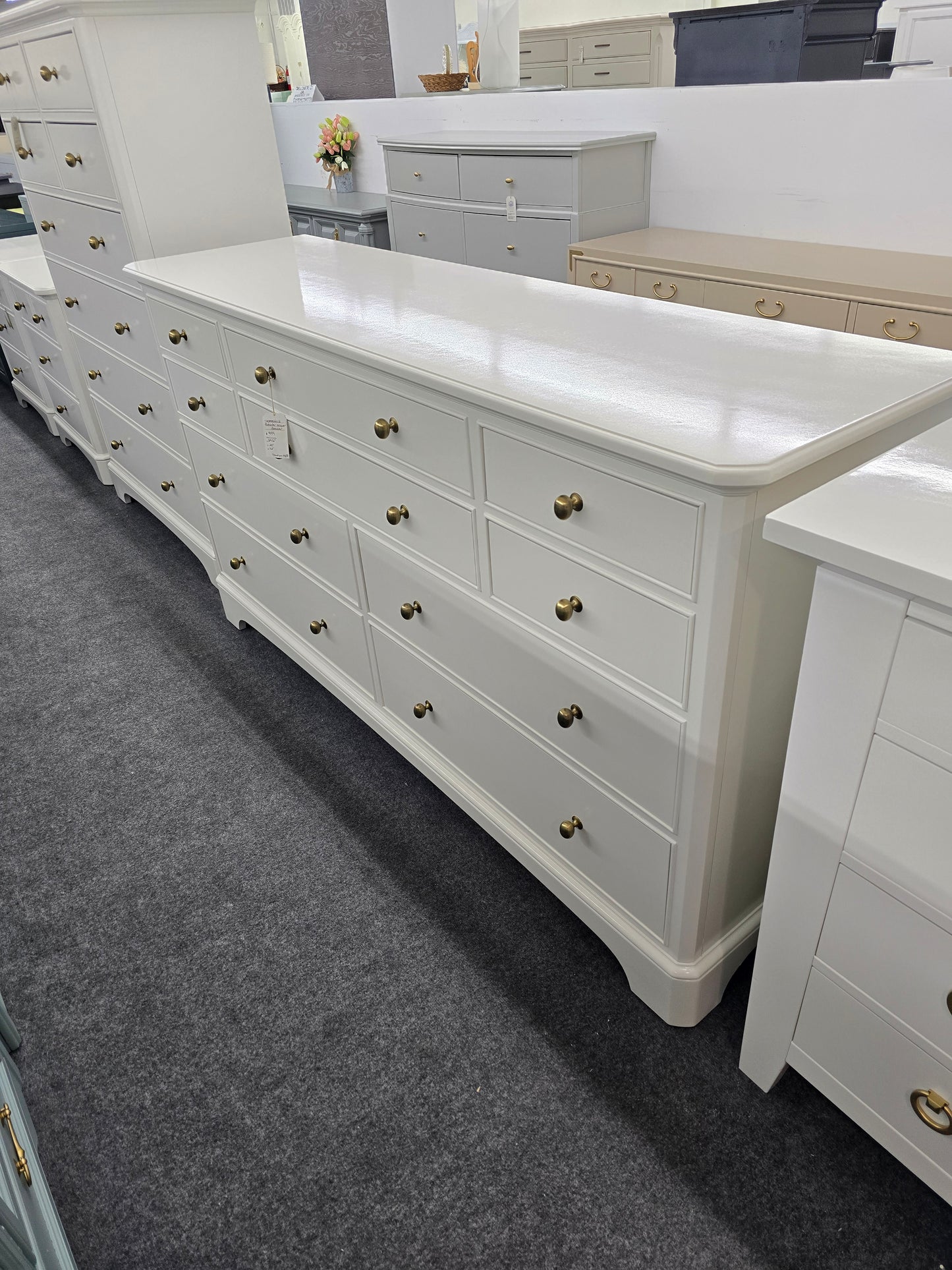 Thomasville alabaster lacquered dresser