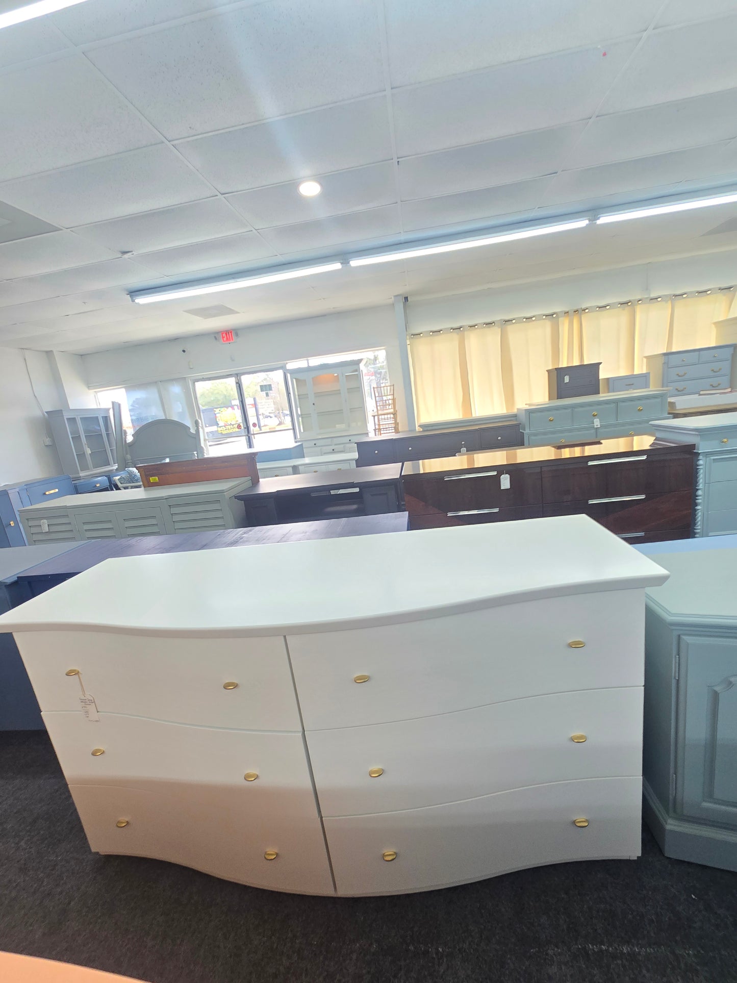 Fairmont Designs alabaster lacquered