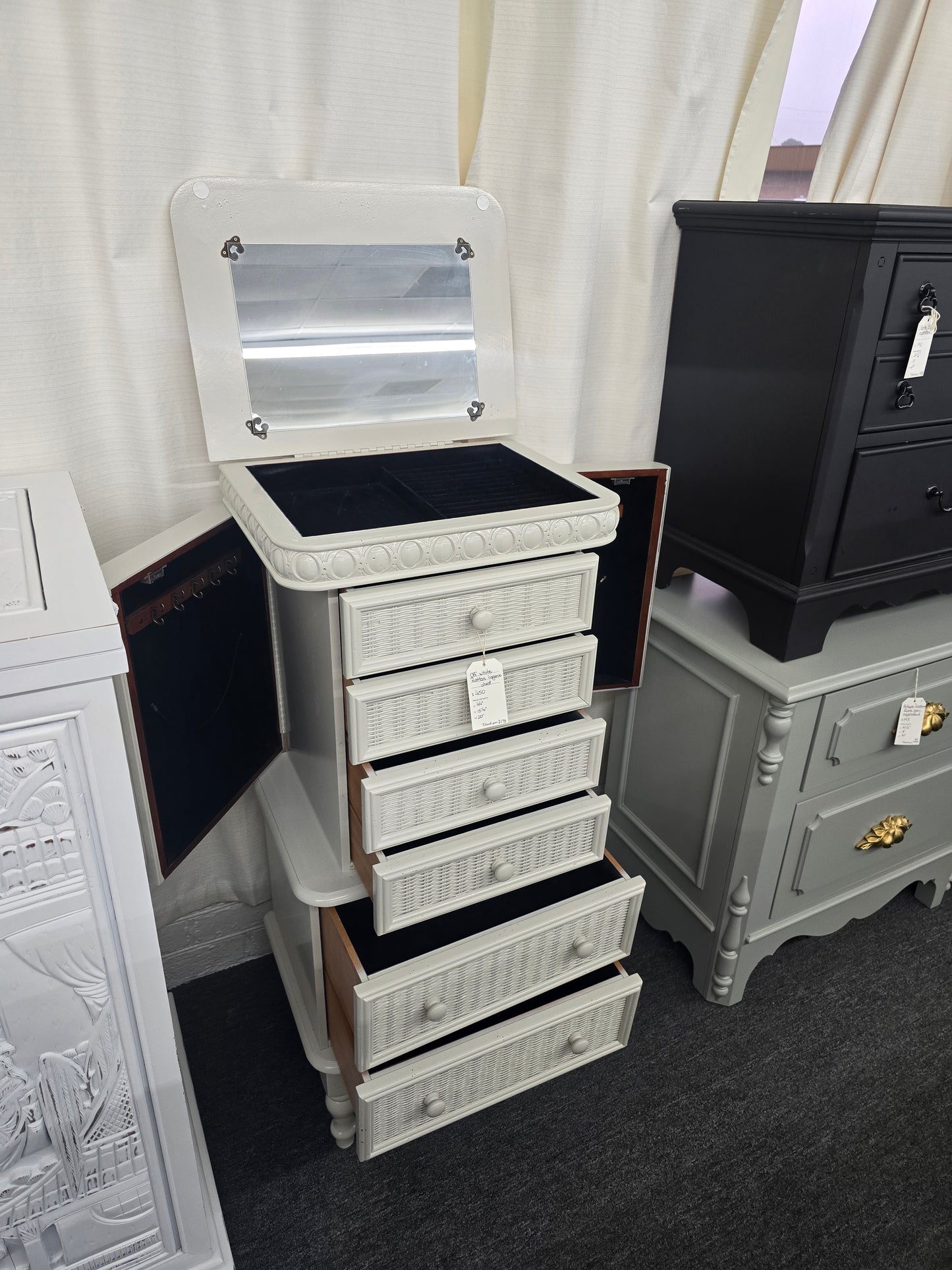 Off white lacquered rattan lingerie chest