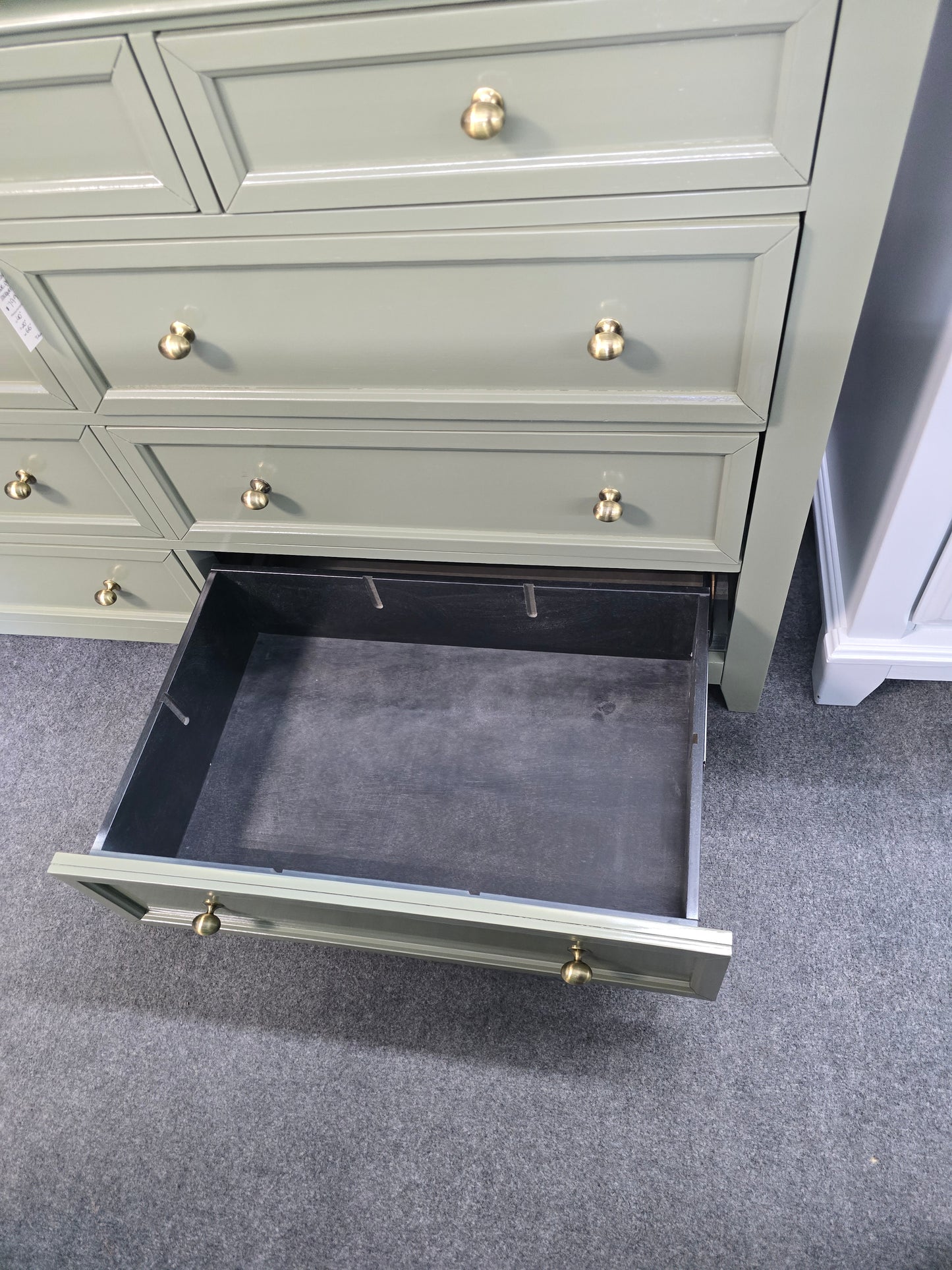 Olive green lacquered 9 drawers dresser