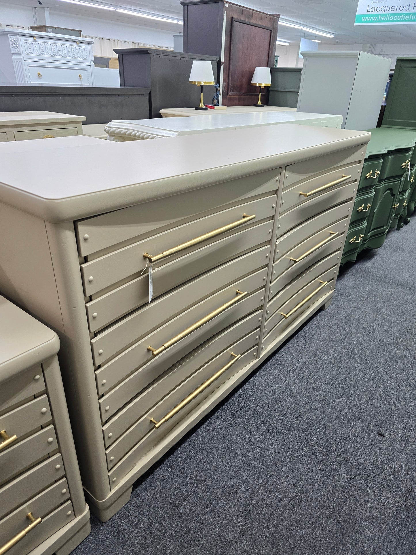 6 drawers beige dresser